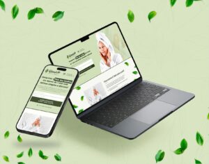 Fundo verde claro com padrões de folhas com um MacBook à dirieta levemente inclinado e na tela mostrando o site de página de captura do evento da GlowUP Skincare. Na esquerda um iPhone levemente inclinado mostrando a versão mobile do site de página de captura do evento da GlowUP Skincare.